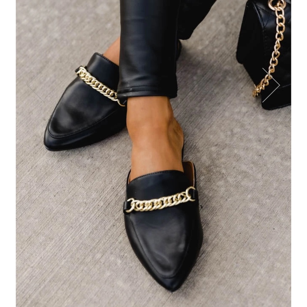 Pink Lily Black Mules